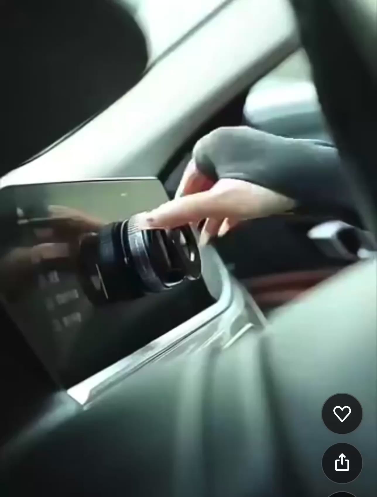 Magnetische Vakuum-Handyhalterung fürs Auto – Starke MagSafe Autohalterung für iPhone & Android | Sicher, Stabil & Flexibel